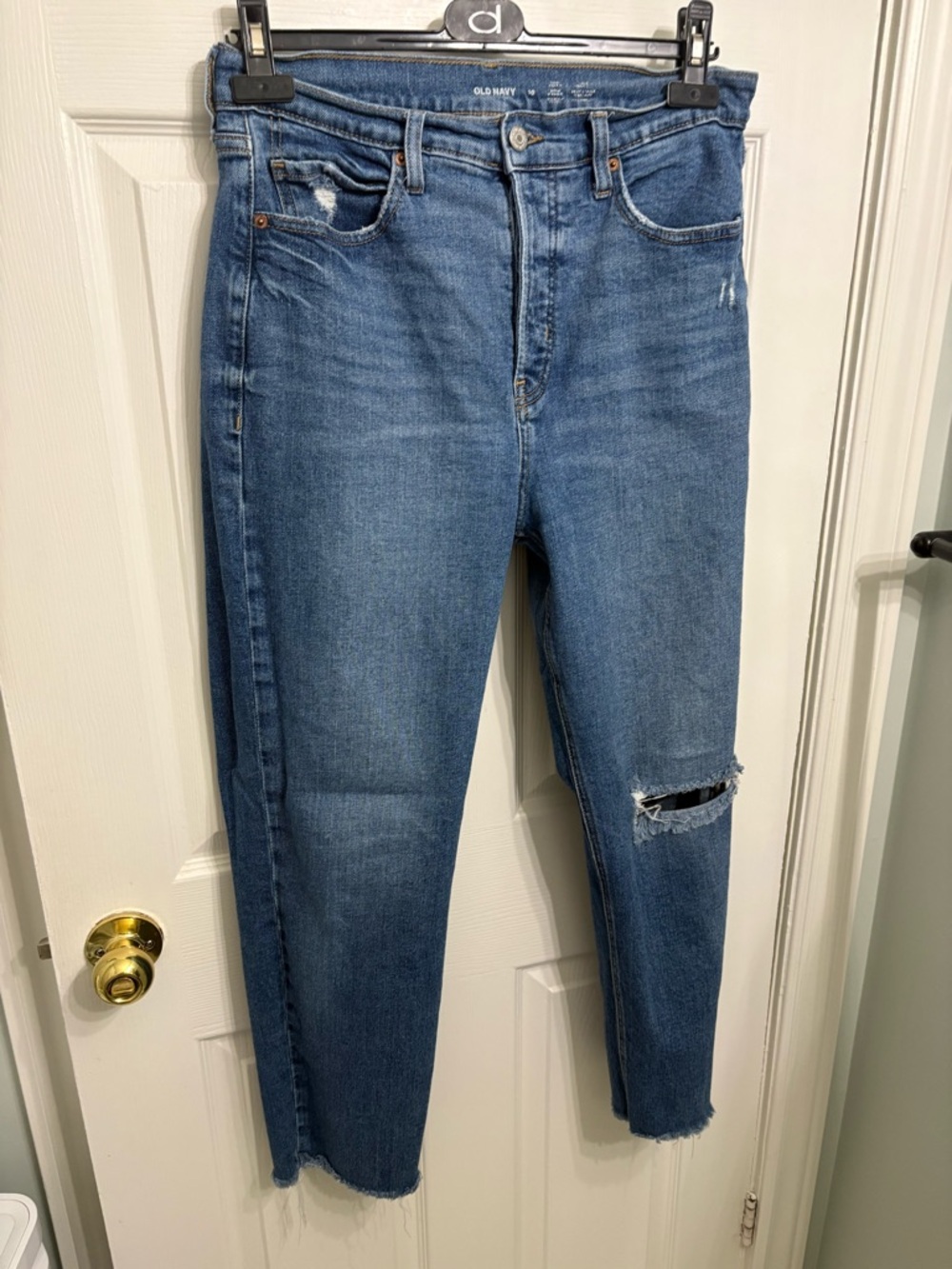 Old Navy Medium Blue Cropped Distressed High-Rise Jeans